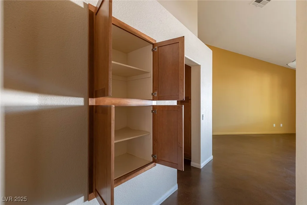 264 Chestnut Ridge, Henderson, NV 89012