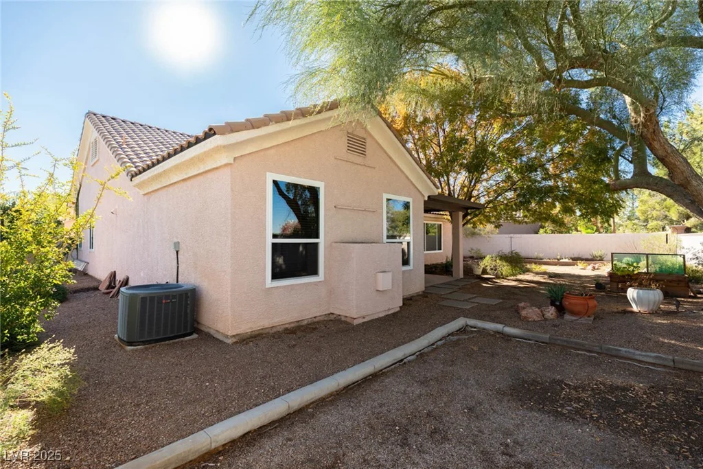264 Chestnut Ridge, Henderson, NV 89012