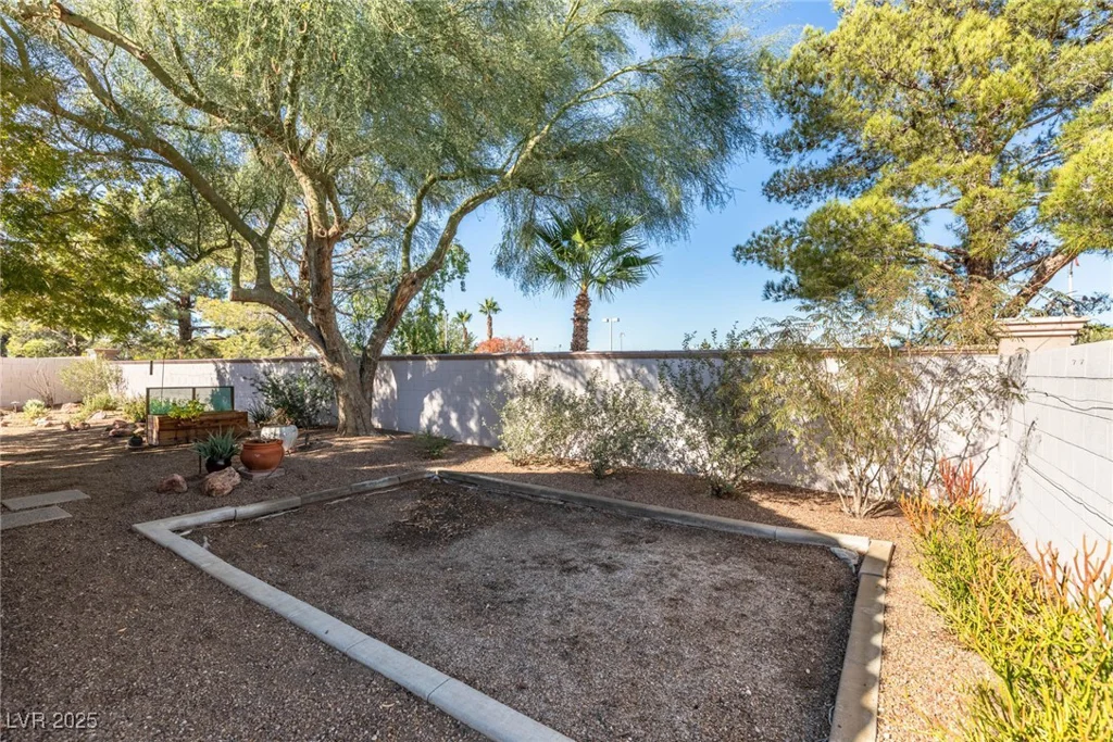 264 Chestnut Ridge, Henderson, NV 89012