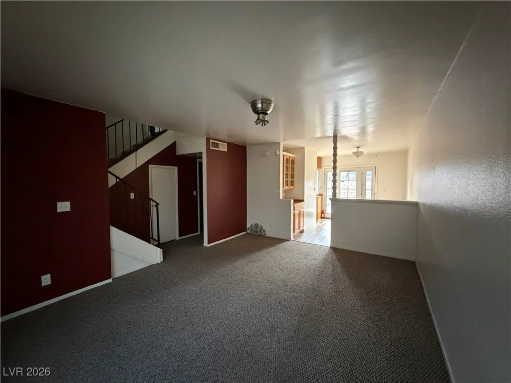 6120 Meadowhaven, Las Vegas, NV 89103
