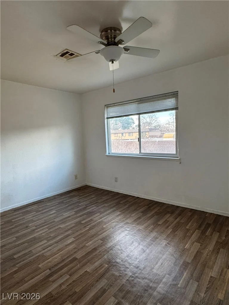 6120 Meadowhaven, Las Vegas, NV 89103