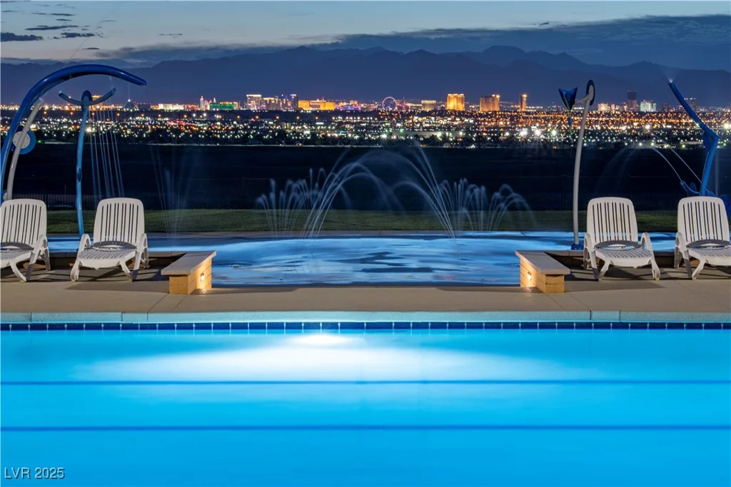 125 Piano, Henderson, NV 89015