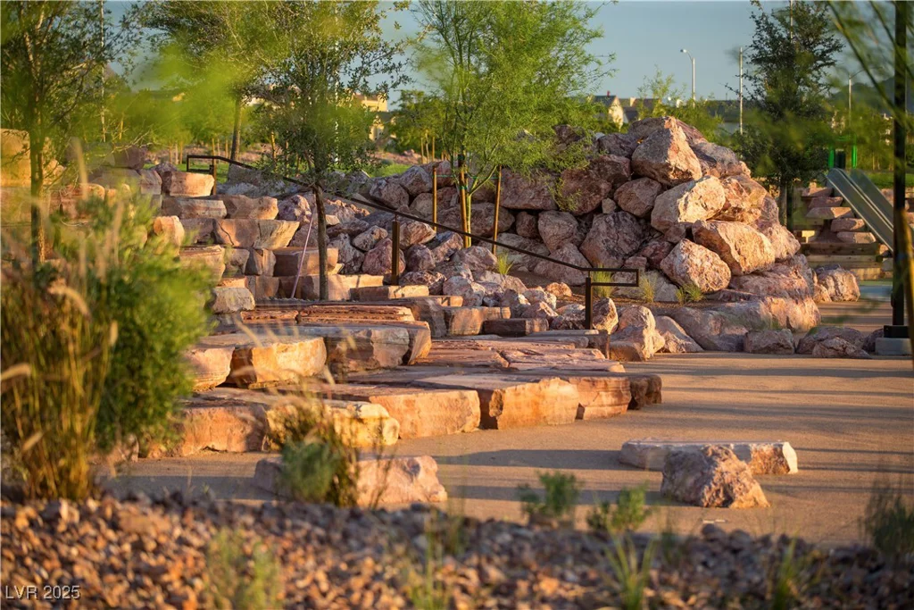 125 Piano, Henderson, NV 89015