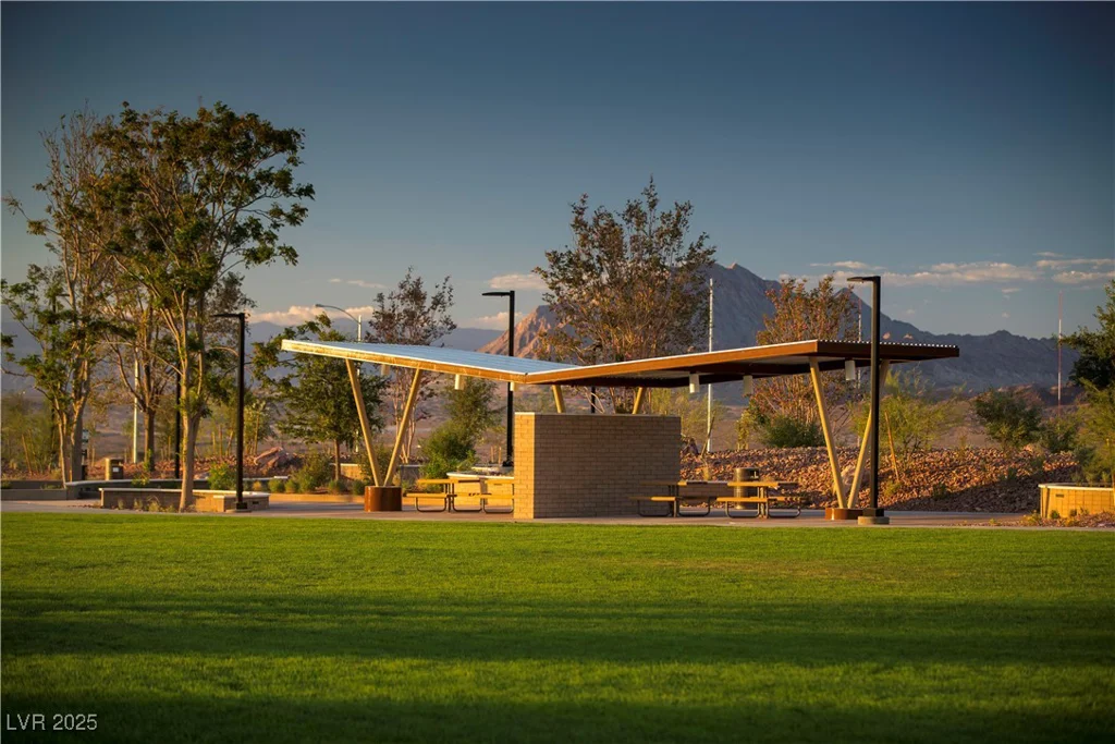 125 Piano, Henderson, NV 89015