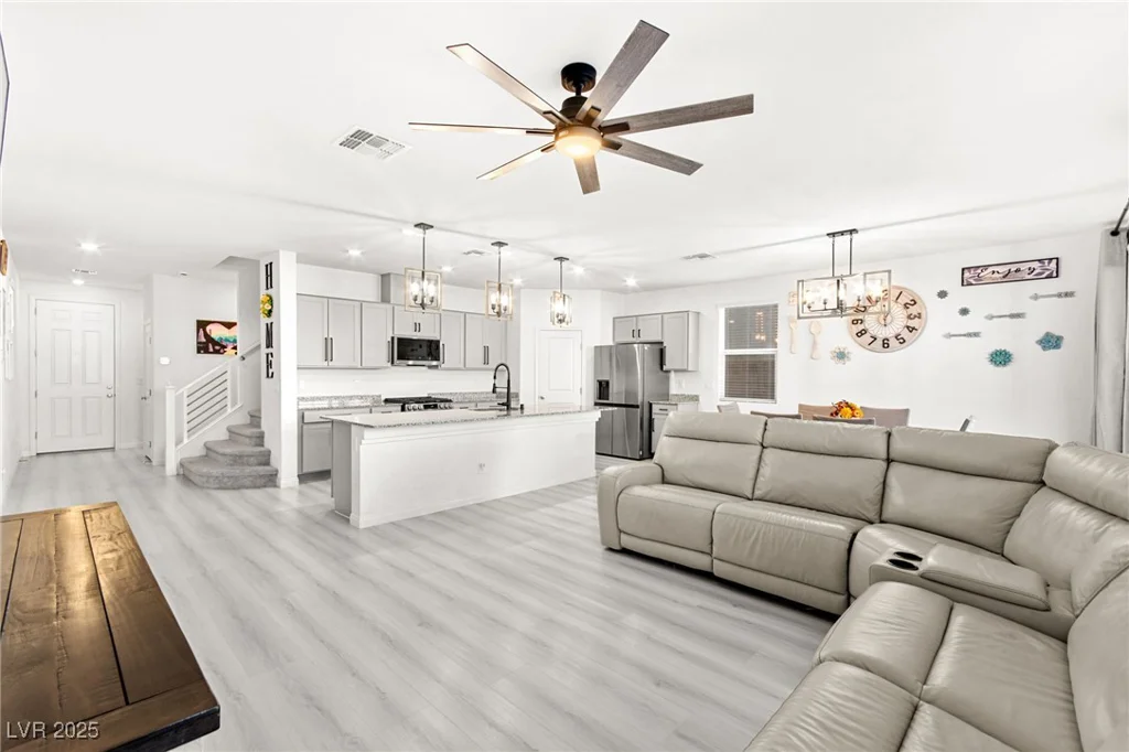 10282 Desert Barrel, Las Vegas, NV 89141