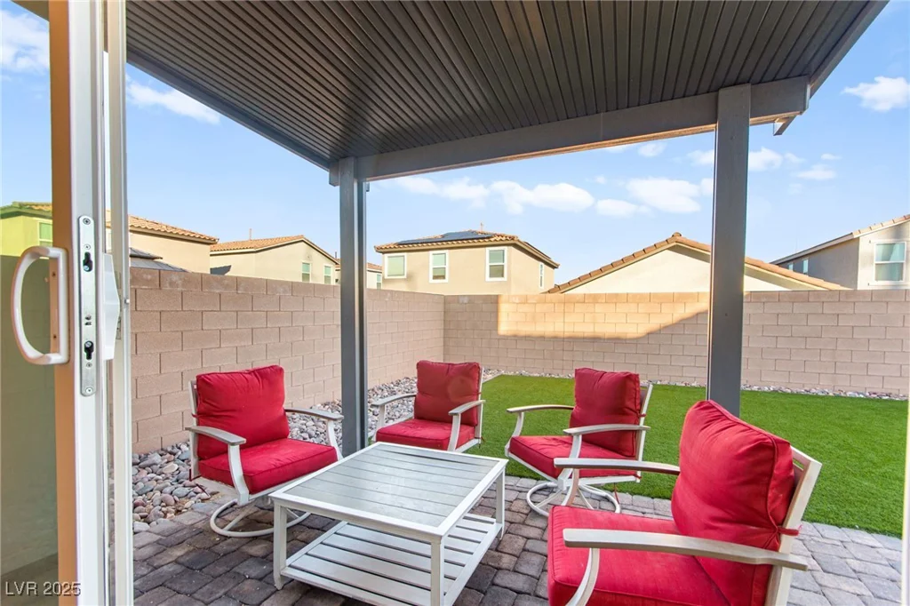 10282 Desert Barrel, Las Vegas, NV 89141