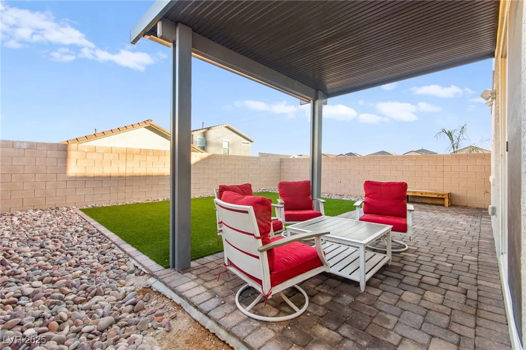 10282 Desert Barrel, Las Vegas, NV 89141