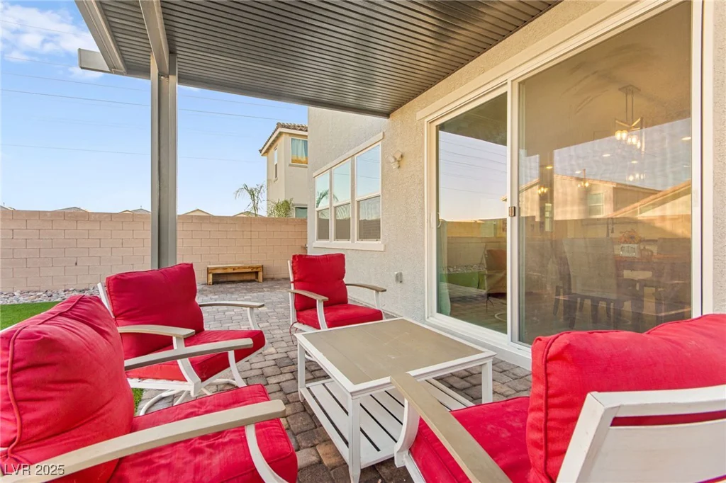10282 Desert Barrel, Las Vegas, NV 89141