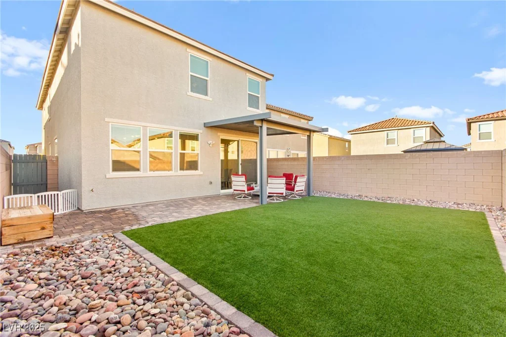 10282 Desert Barrel, Las Vegas, NV 89141