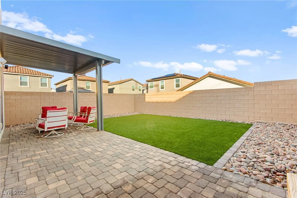 10282 Desert Barrel, Las Vegas, NV 89141