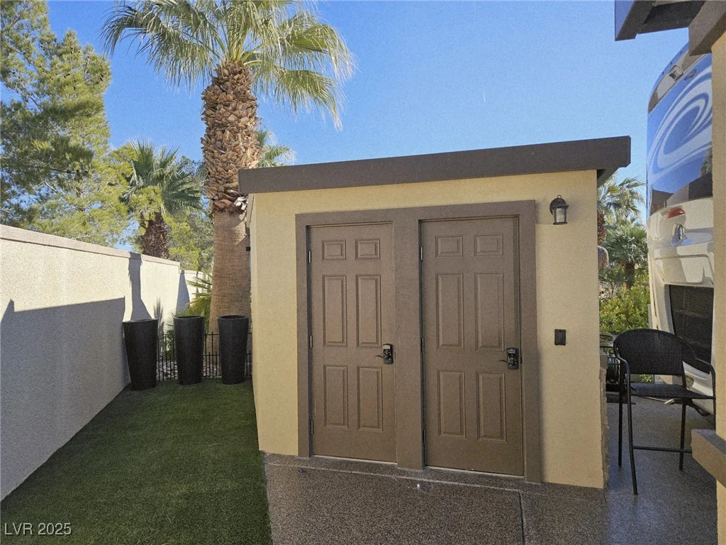 8175 Arville, Las Vegas, NV 89139
