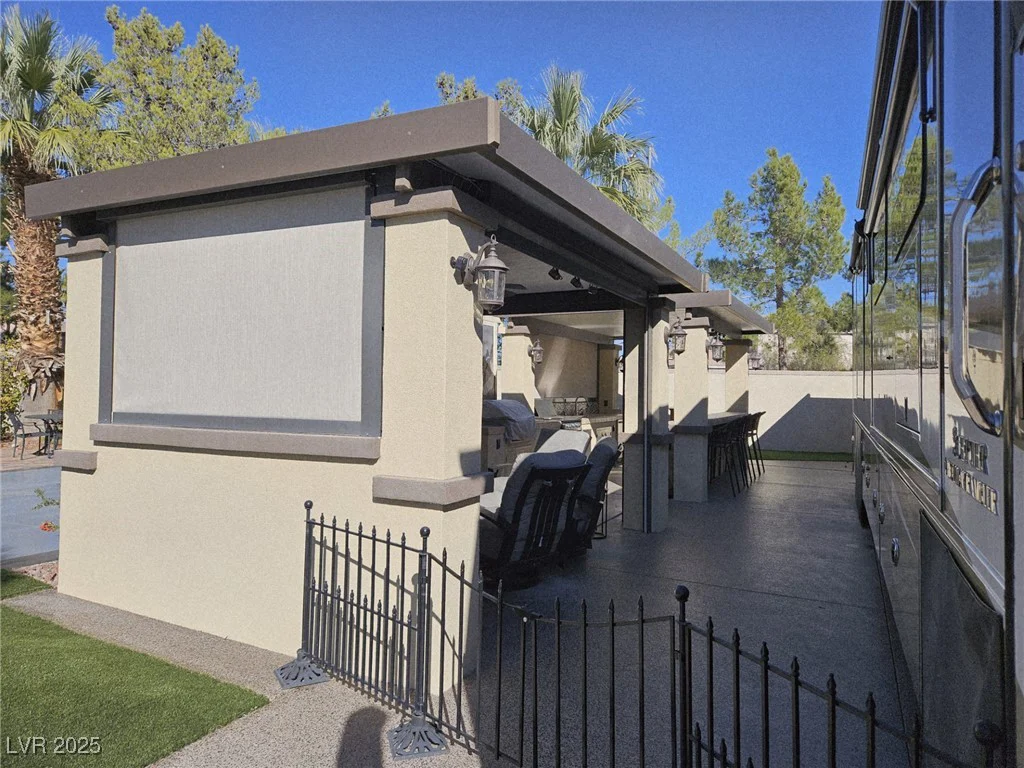 8175 Arville, Las Vegas, NV 89139