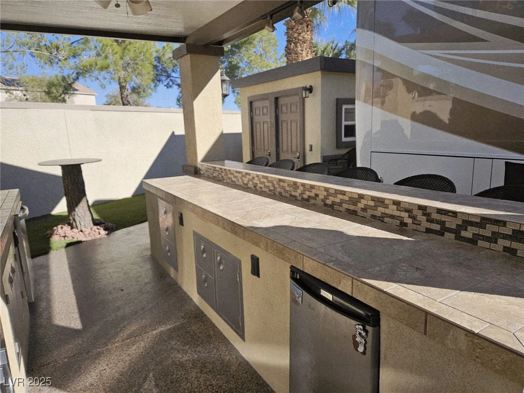 8175 Arville, Las Vegas, NV 89139