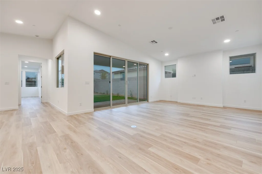 10337 Mulberry Crest, Las Vegas, NV 89166