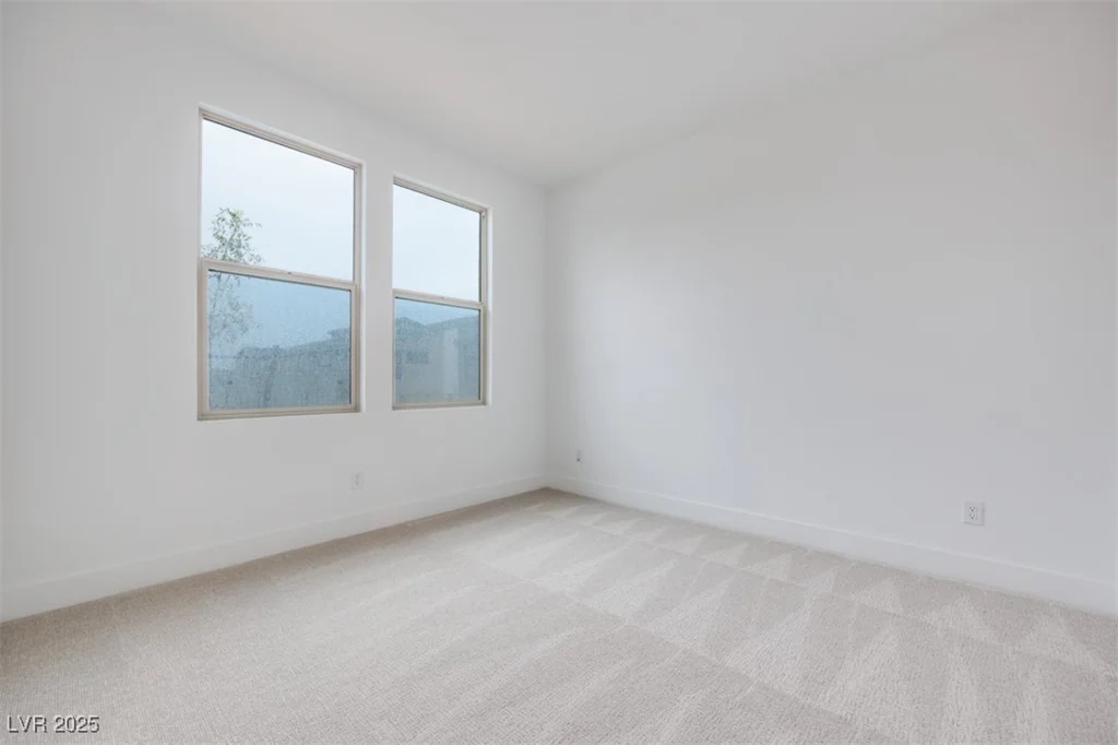 10381 Hanging Lake, Las Vegas, NV 89166