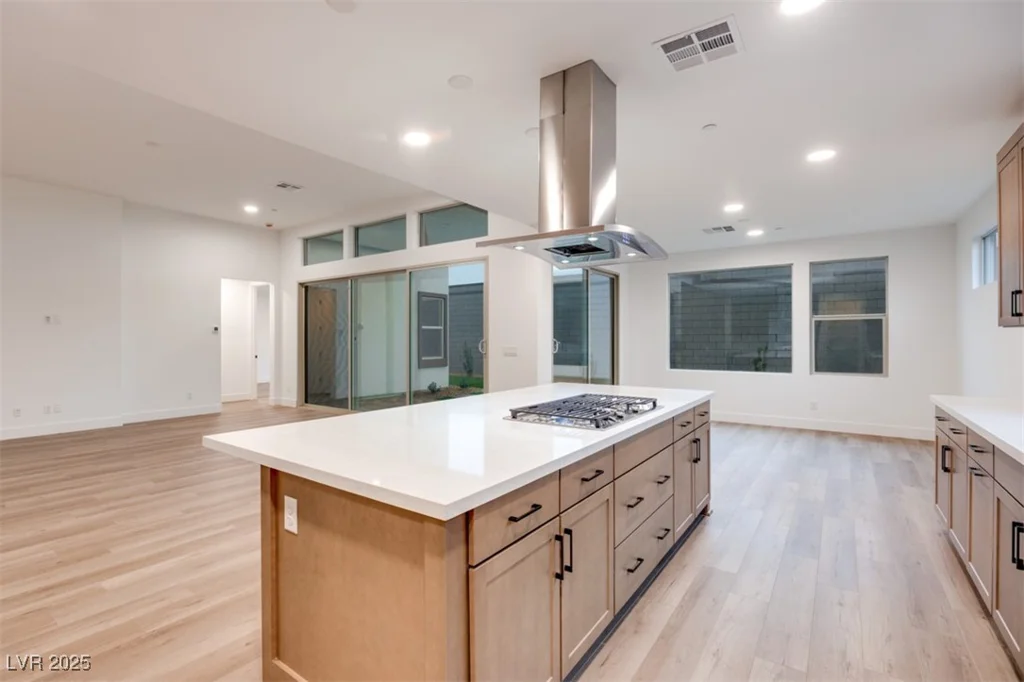 10381 Hanging Lake, Las Vegas, NV 89166