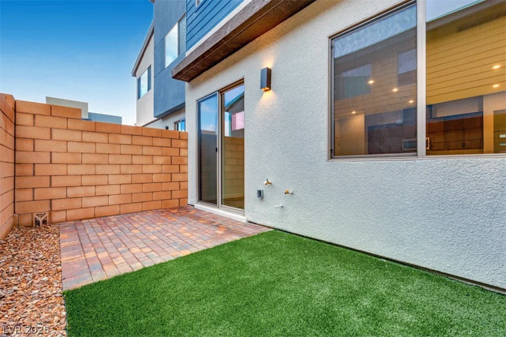 3350 San Ripalta, Henderson, NV 89044