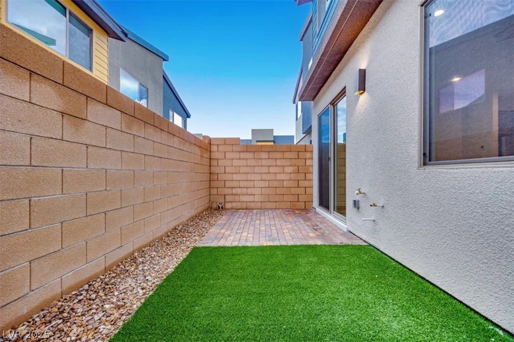 3350 San Ripalta, Henderson, NV 89044
