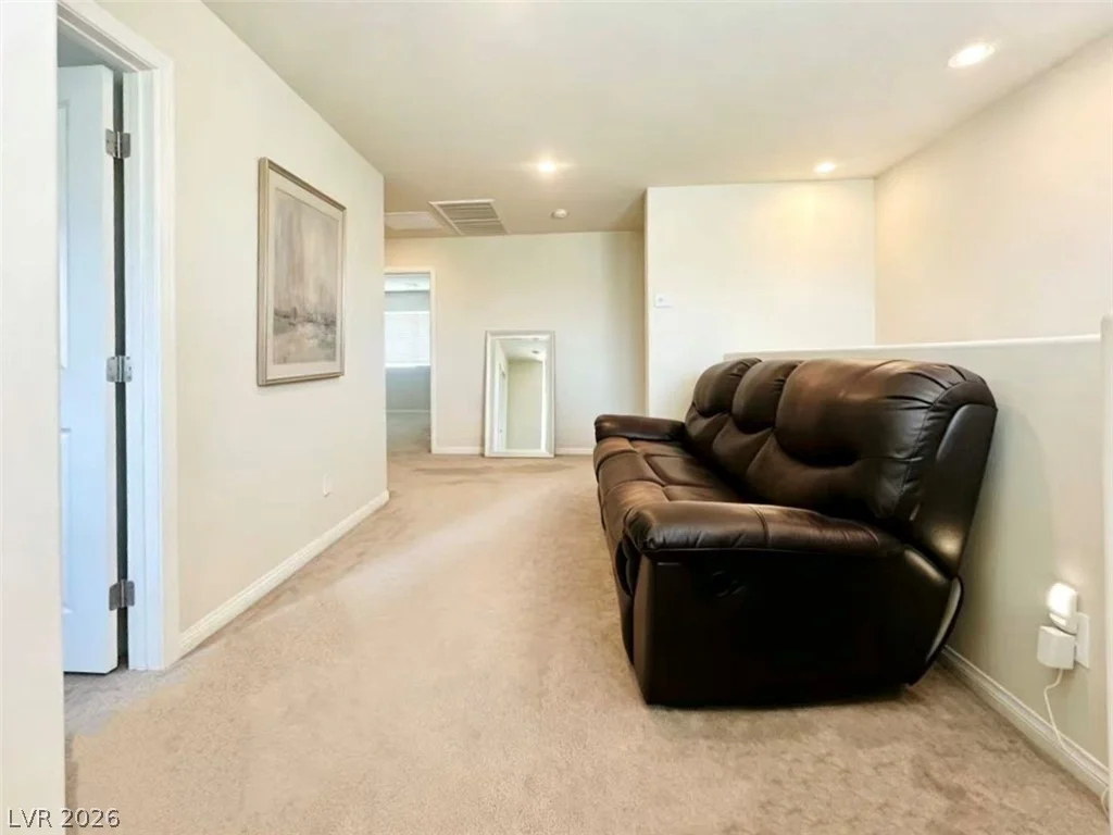 8938 Whitten Park, Las Vegas, NV 89148