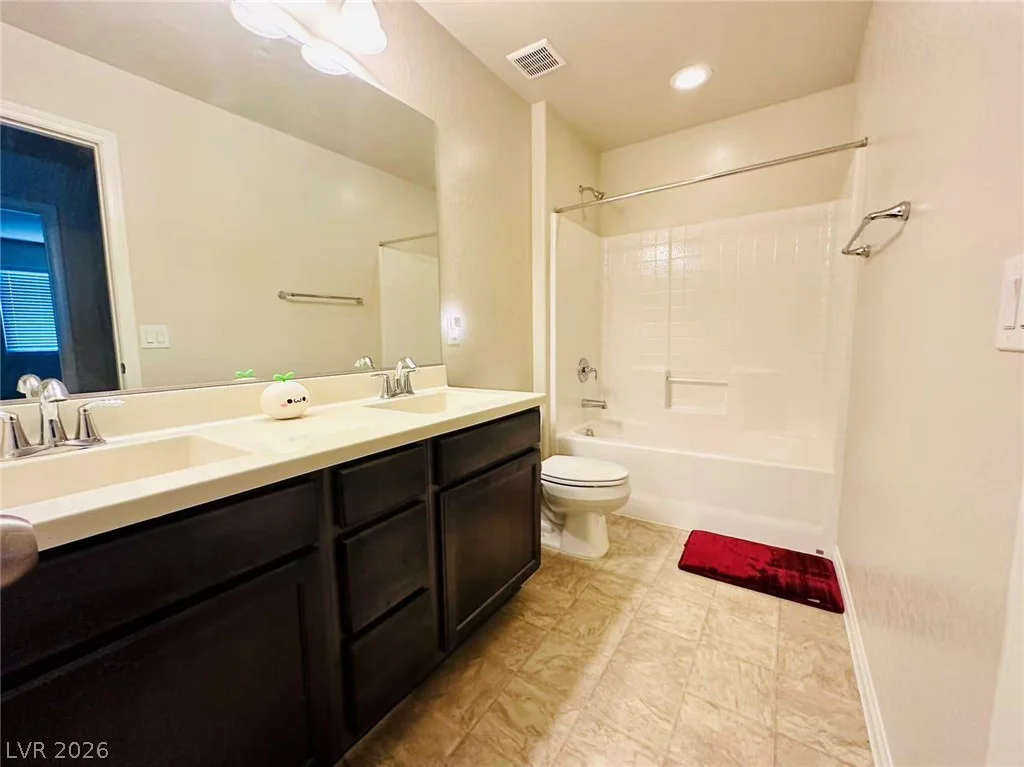 8938 Whitten Park, Las Vegas, NV 89148