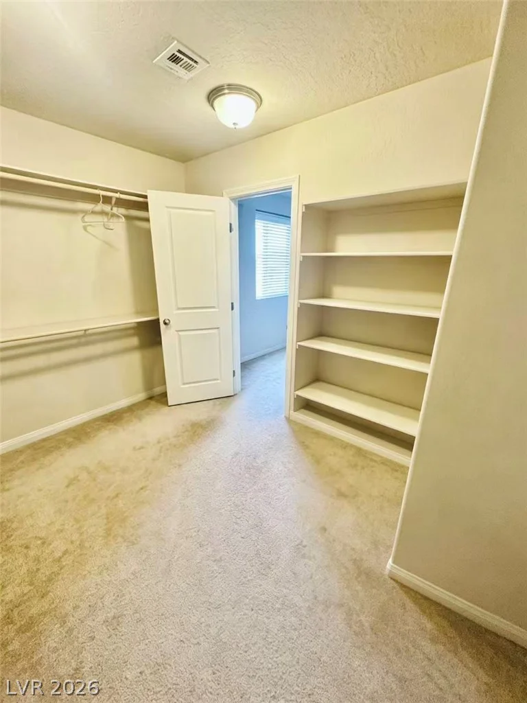 8938 Whitten Park, Las Vegas, NV 89148