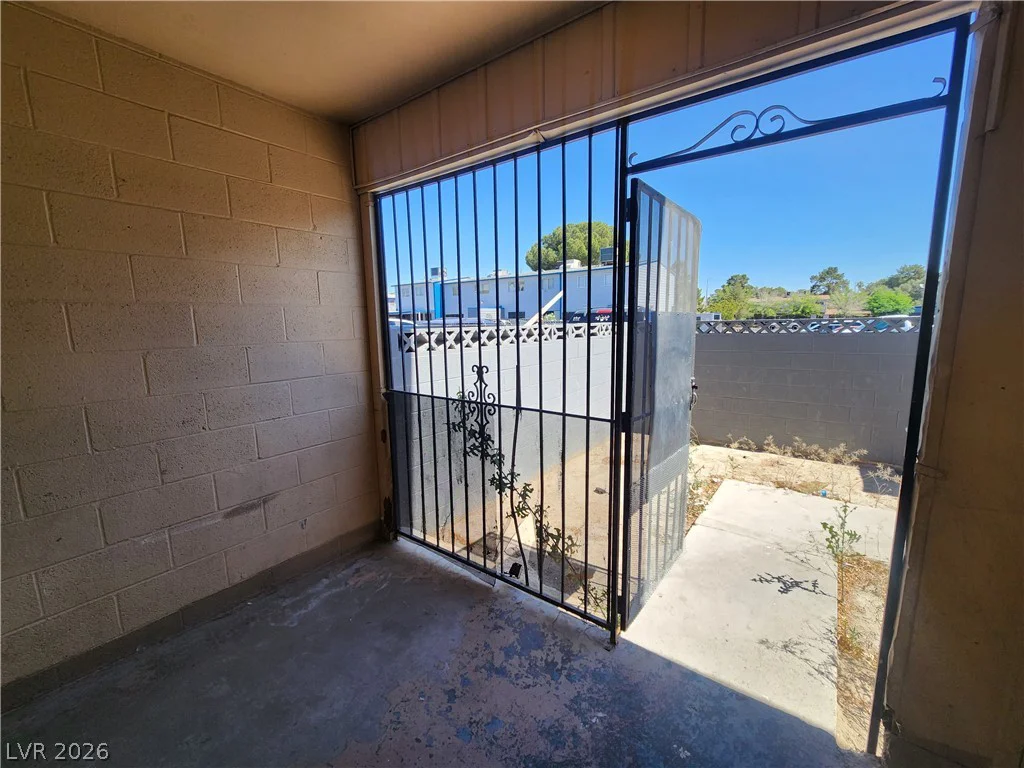 2526 Bulloch, North Las Vegas, NV 89030