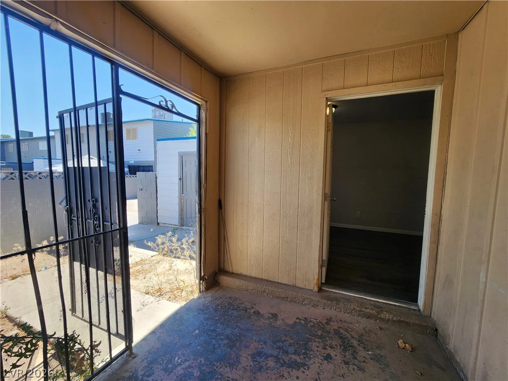 2526 Bulloch, North Las Vegas, NV 89030