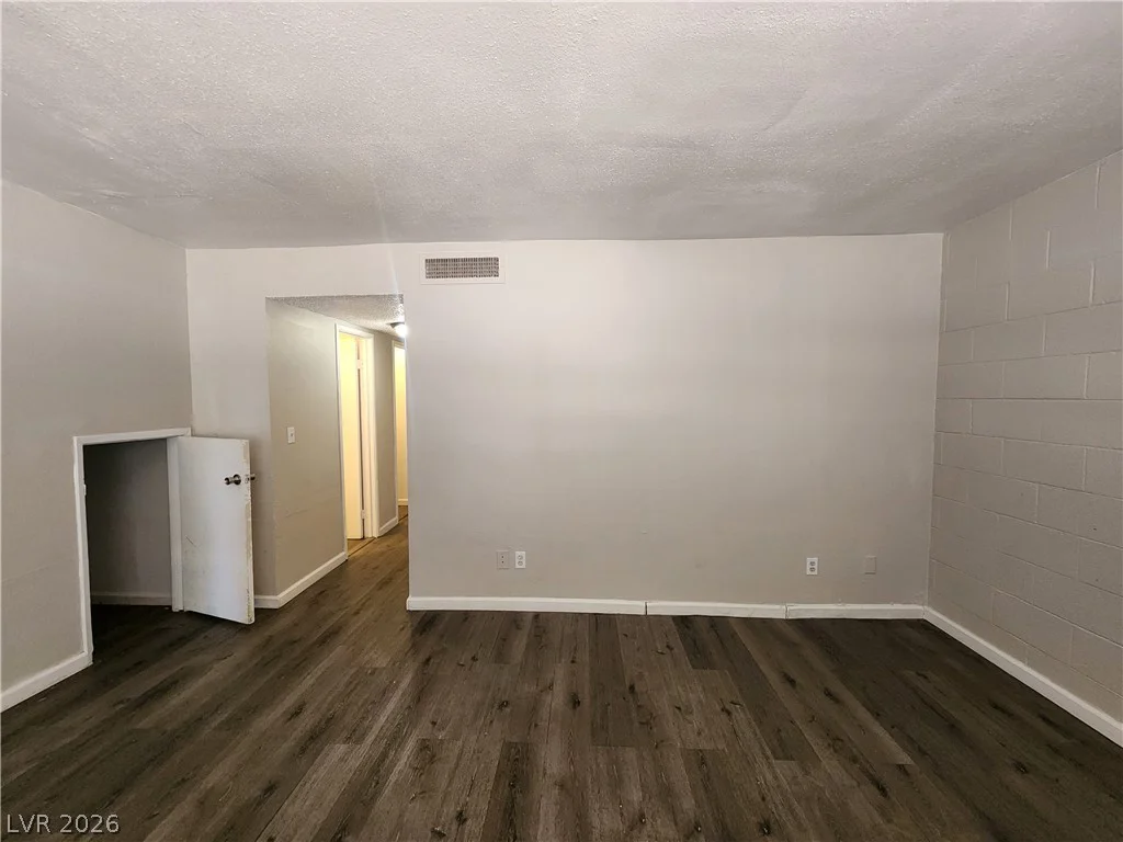 2526 Bulloch, North Las Vegas, NV 89030