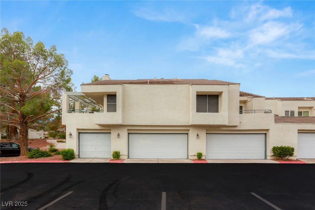 2757 Lodestone, Las Vegas, NV 89117