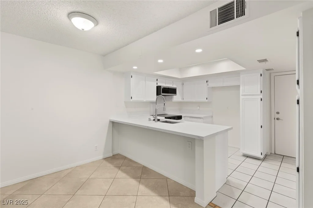 2757 Lodestone, Las Vegas, NV 89117