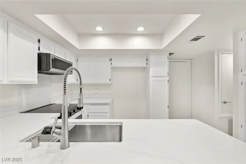 2757 Lodestone, Las Vegas, NV 89117