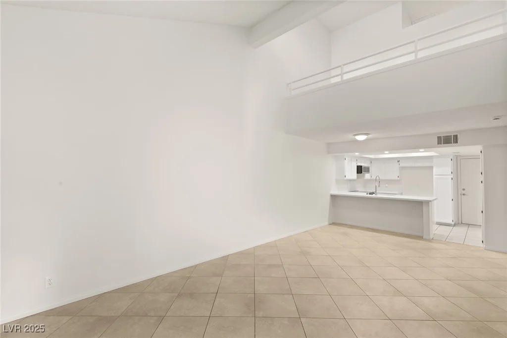 2757 Lodestone, Las Vegas, NV 89117