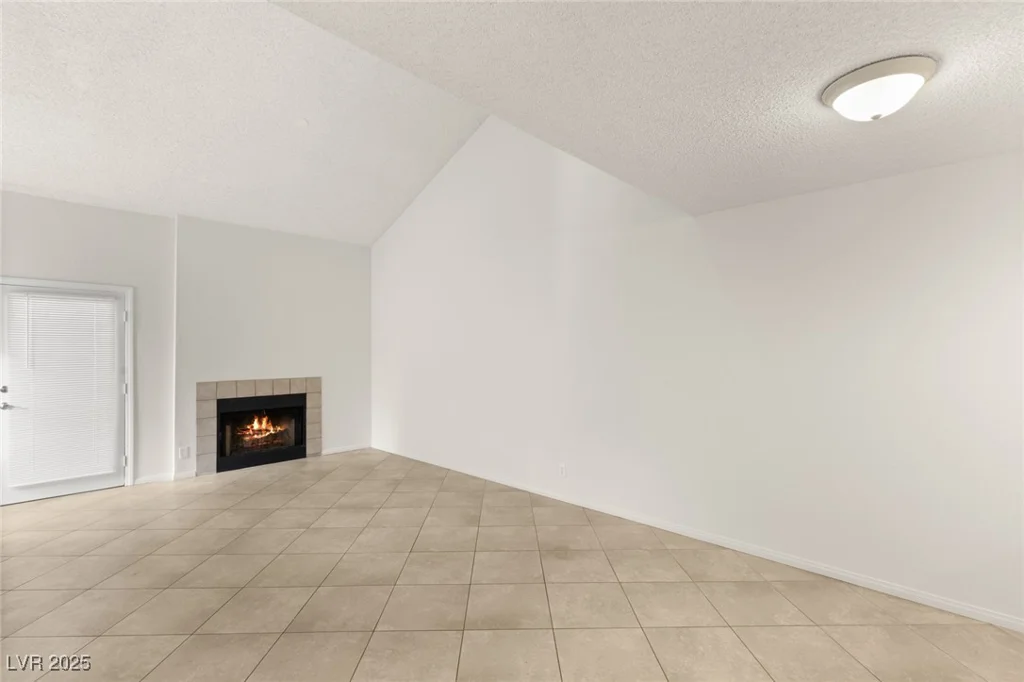 2757 Lodestone, Las Vegas, NV 89117