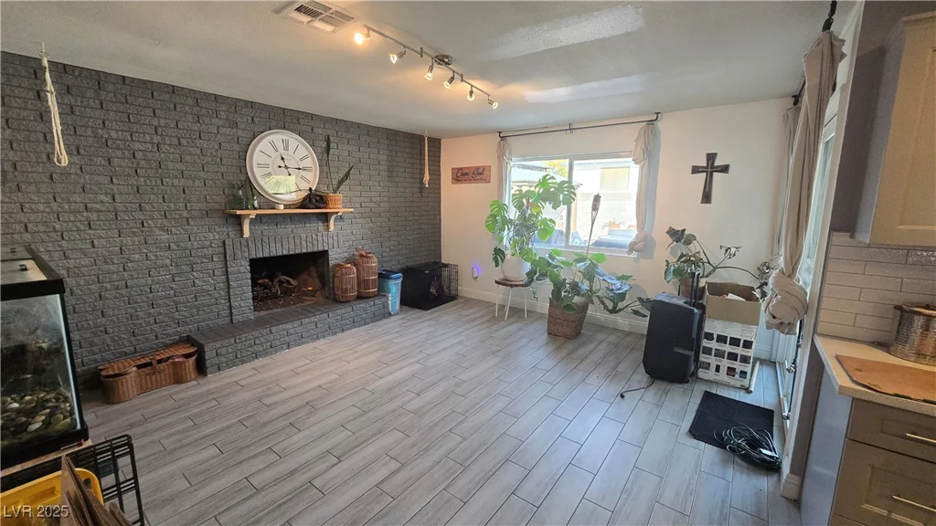 3720 Antigua, Las Vegas, NV 89121