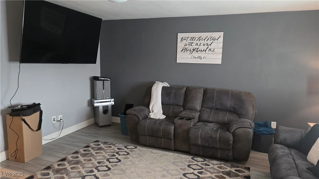 3720 Antigua, Las Vegas, NV 89121