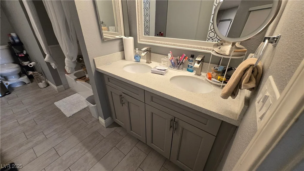 3720 Antigua, Las Vegas, NV 89121