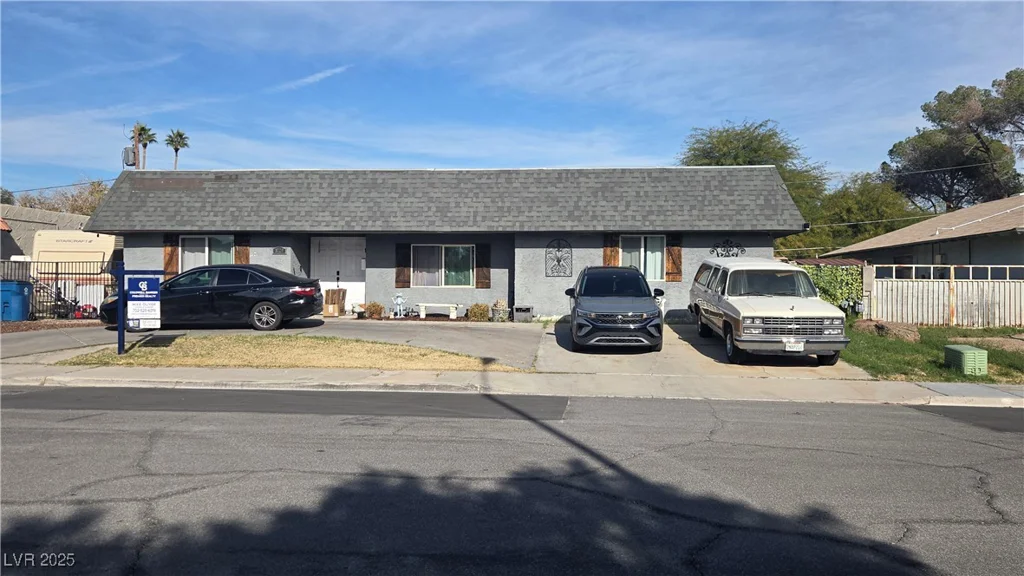 3720 Antigua, Las Vegas, NV 89121