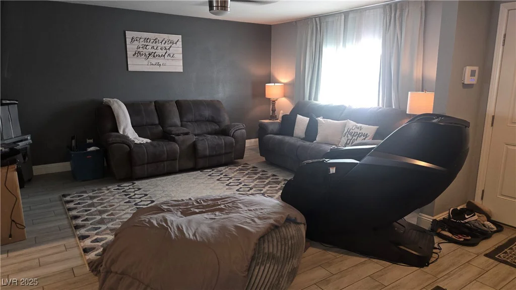 3720 Antigua, Las Vegas, NV 89121