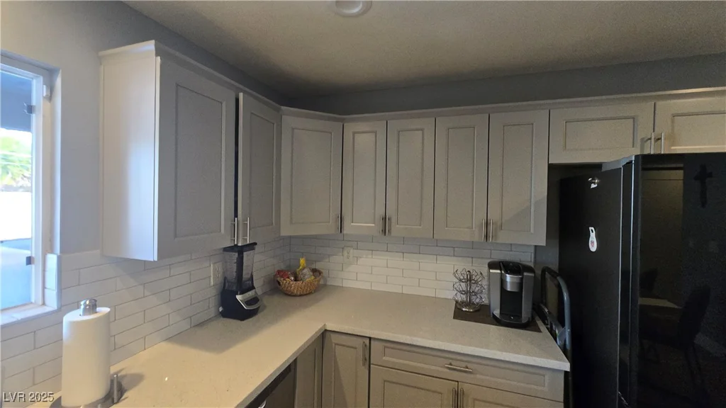 3720 Antigua, Las Vegas, NV 89121