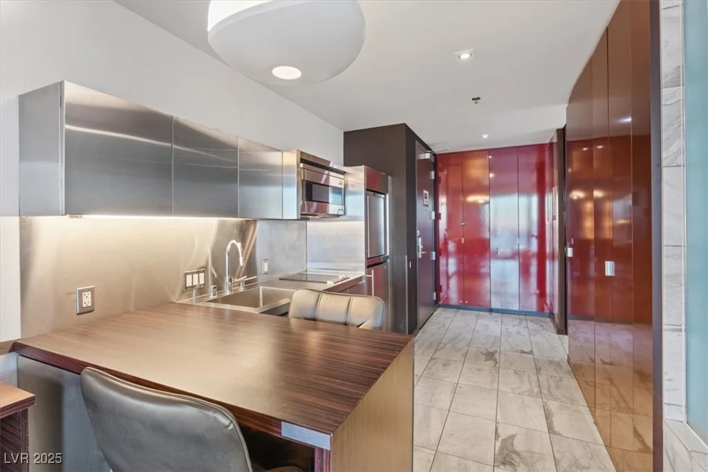 4381 Flamingo, Las Vegas, NV 89103