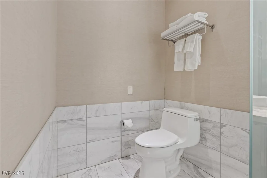 4381 Flamingo, Las Vegas, NV 89103