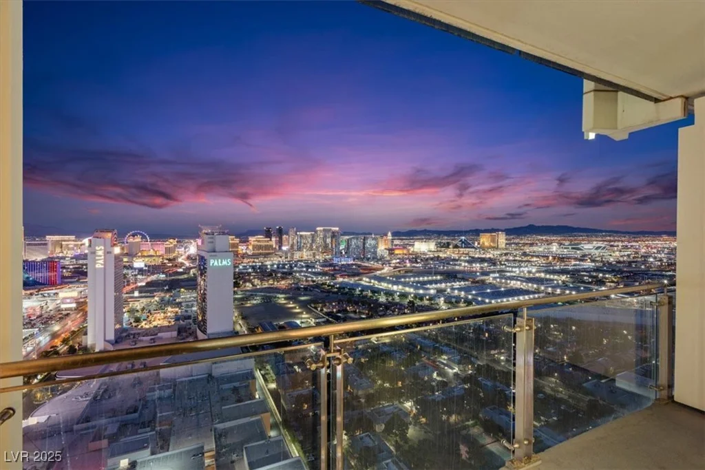 4381 Flamingo, Las Vegas, NV 89103