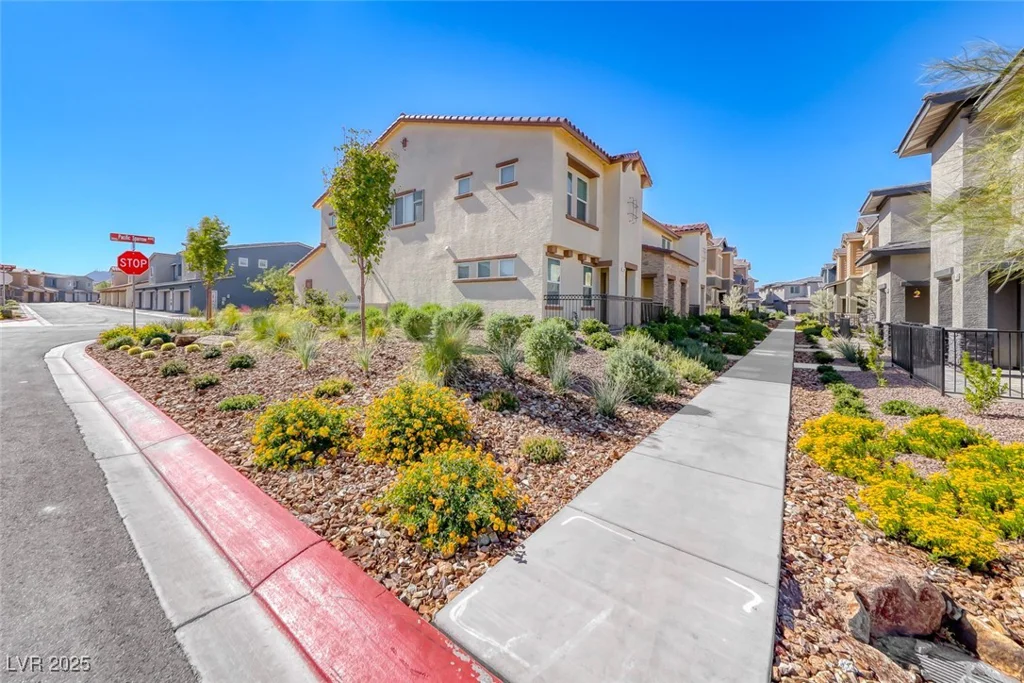 344 Pacific Sparrow, Henderson, NV 89011