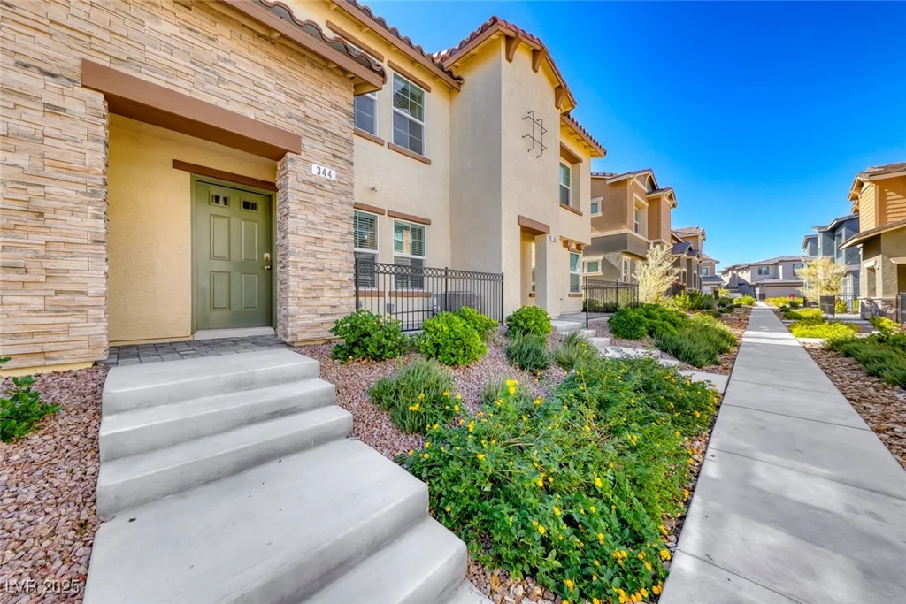 344 Pacific Sparrow, Henderson, NV 89011