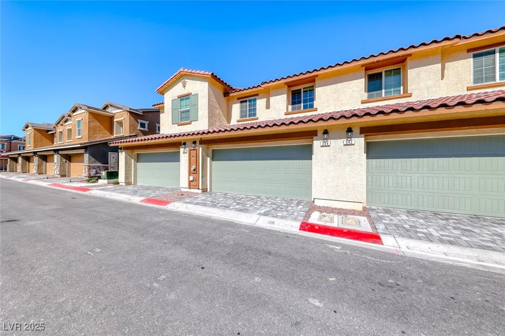 344 Pacific Sparrow, Henderson, NV 89011