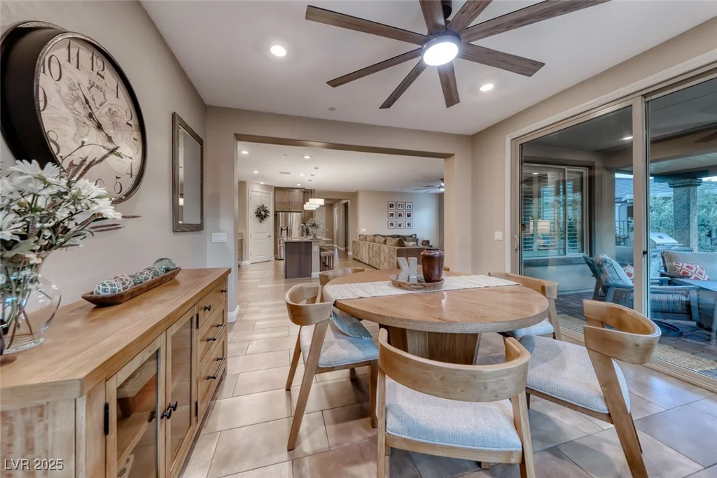 11 Desert Ivy, Henderson, NV 89011