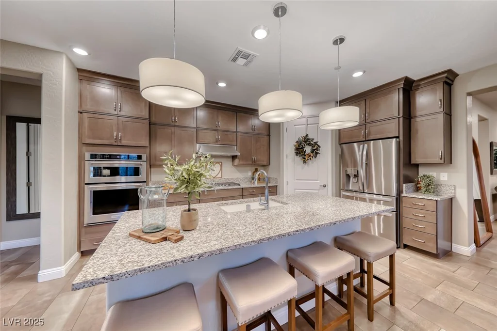 11 Desert Ivy, Henderson, NV 89011