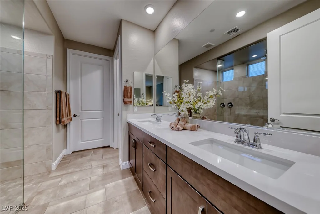 11 Desert Ivy, Henderson, NV 89011