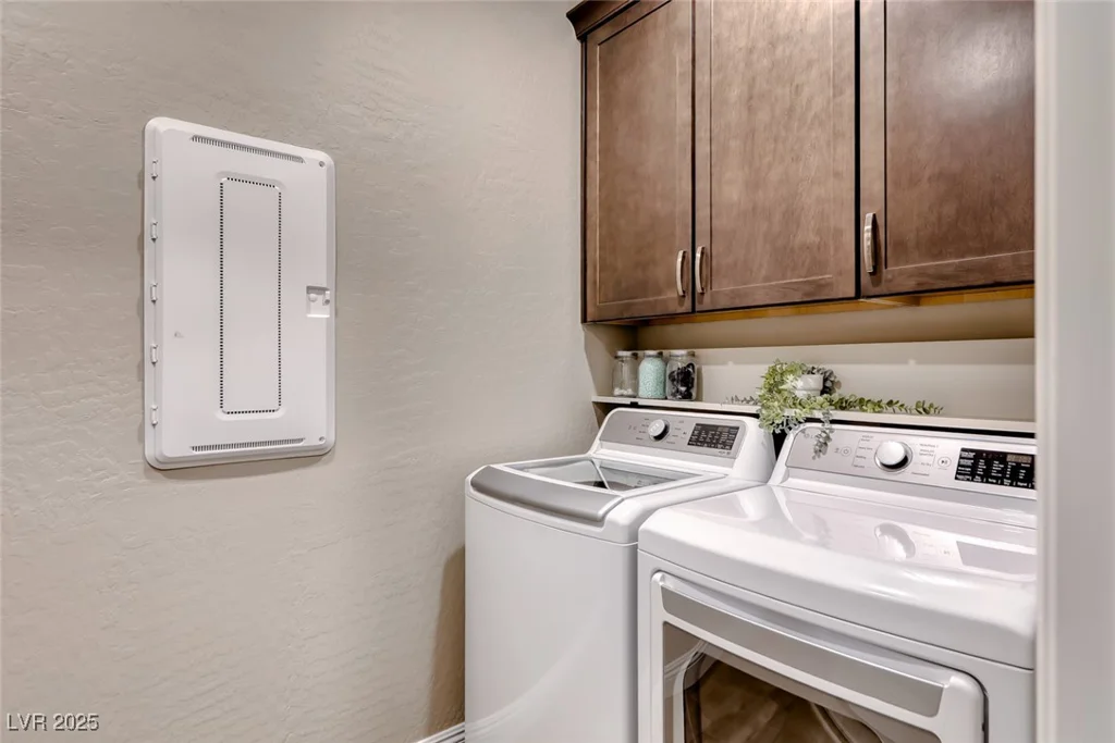 11 Desert Ivy, Henderson, NV 89011