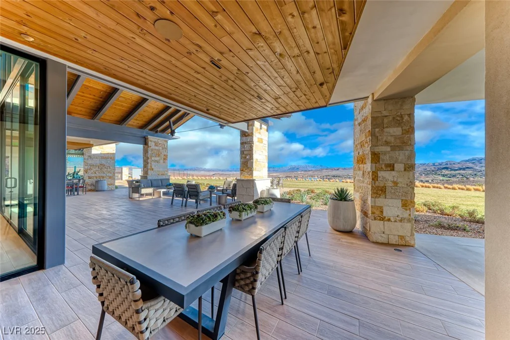 11 Desert Ivy, Henderson, NV 89011